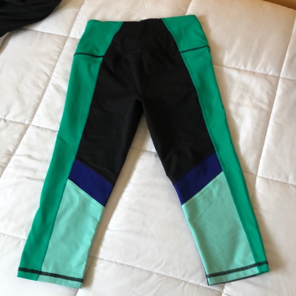 Victoria Secret Sport - Picture 3 of 5